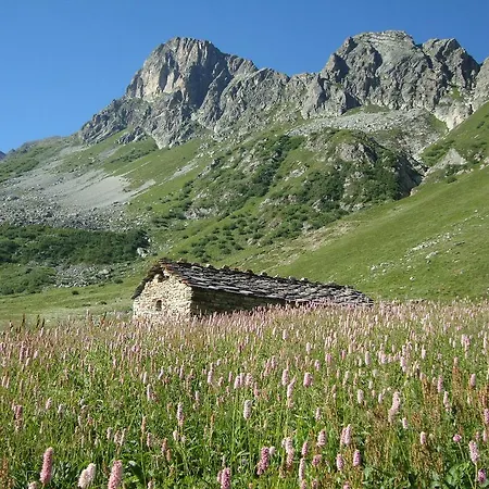 Couette-café Barba Bertu Frassino (Cuneo)